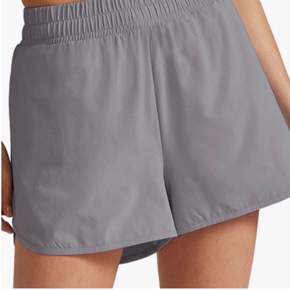 Beyond Yoga Womens XS Dusty Purpleβ 2-in-1 Running Shorts Smocked Waist Pocket